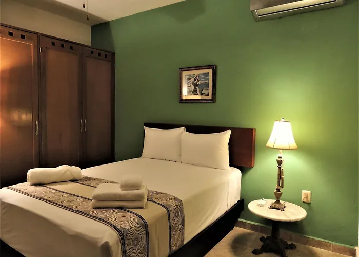 Maya Suites By Lhmg
