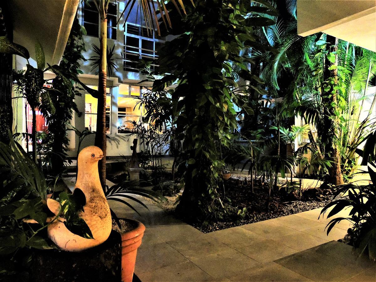 Maya By Lhmg Apartahotel